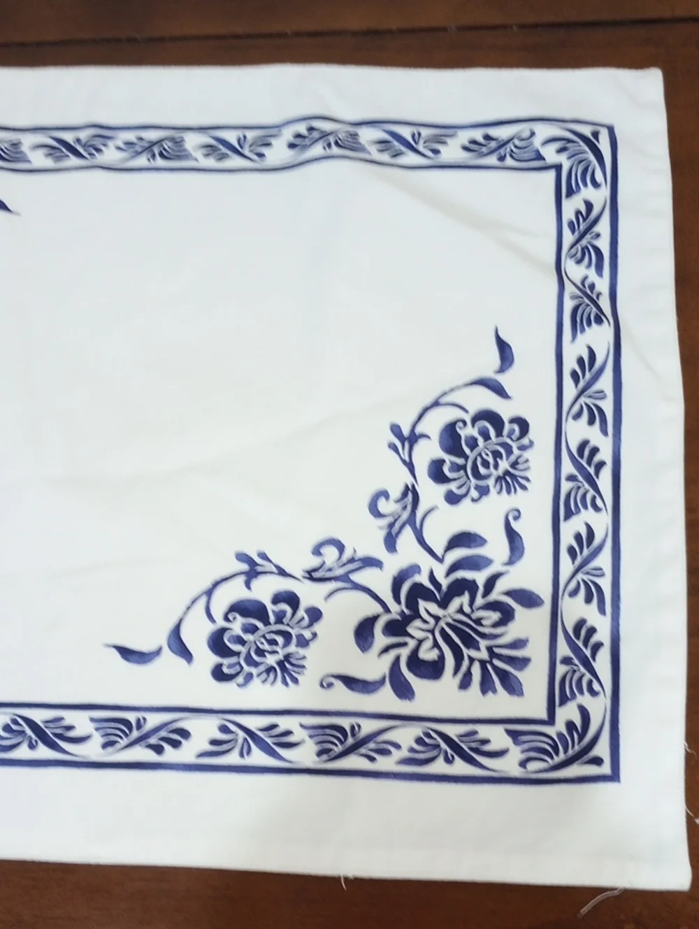 Williams Sonoma Blue & White French Provincial 100% Cotton Placemats - Set Of 4